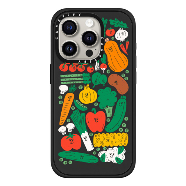 Tess Smith-Roberts x CASETiFY iPhone 15 Pro ケース マットブラック インパクトケース MagSafe対応 Veggies